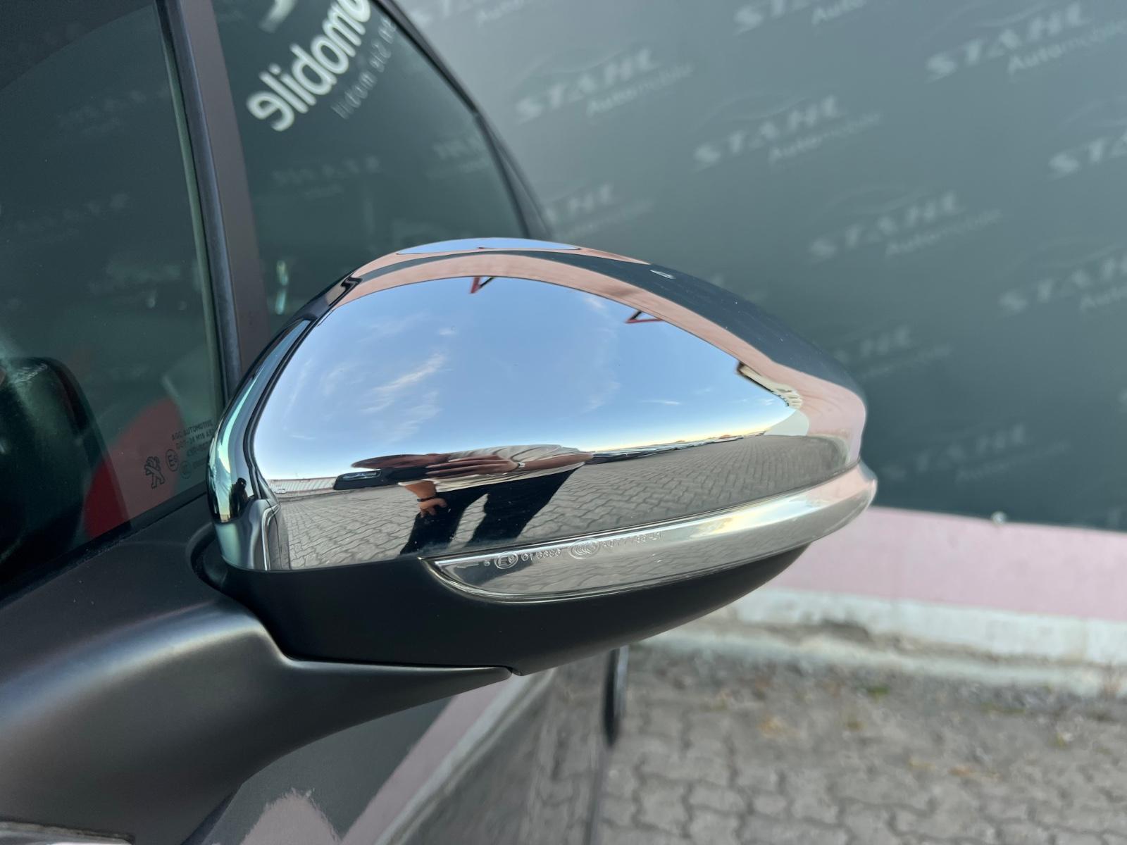 Peugeot 208 GTi*1.Hand*LED*Pano*Navi*Shz*Leder*Scheckh.*