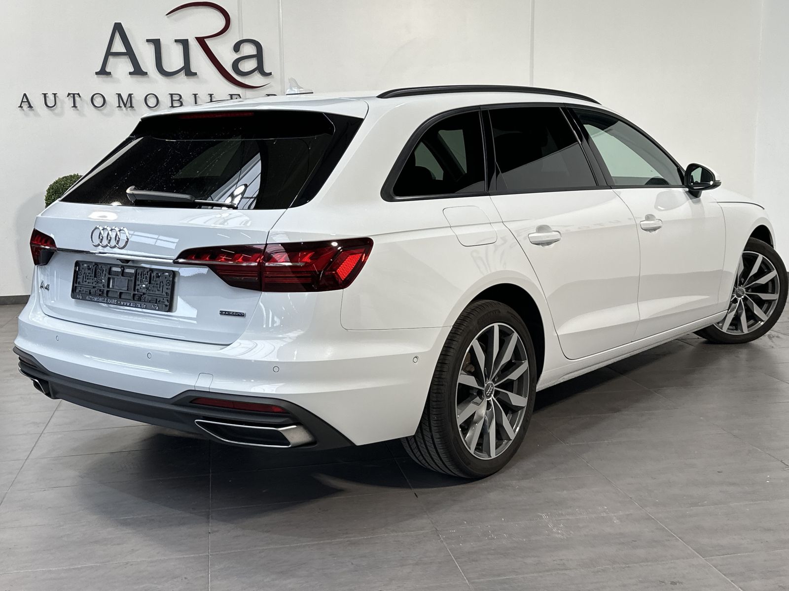 Fahrzeugabbildung Audi A4 Avant 40 TDI Quattro Aut. NAV+LED+KAMERA+18ZO