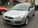 Ford Focus 1.6 Ghia *AUTOMATIK,PDC,XENON,S... - Ford Focus: Ghia X