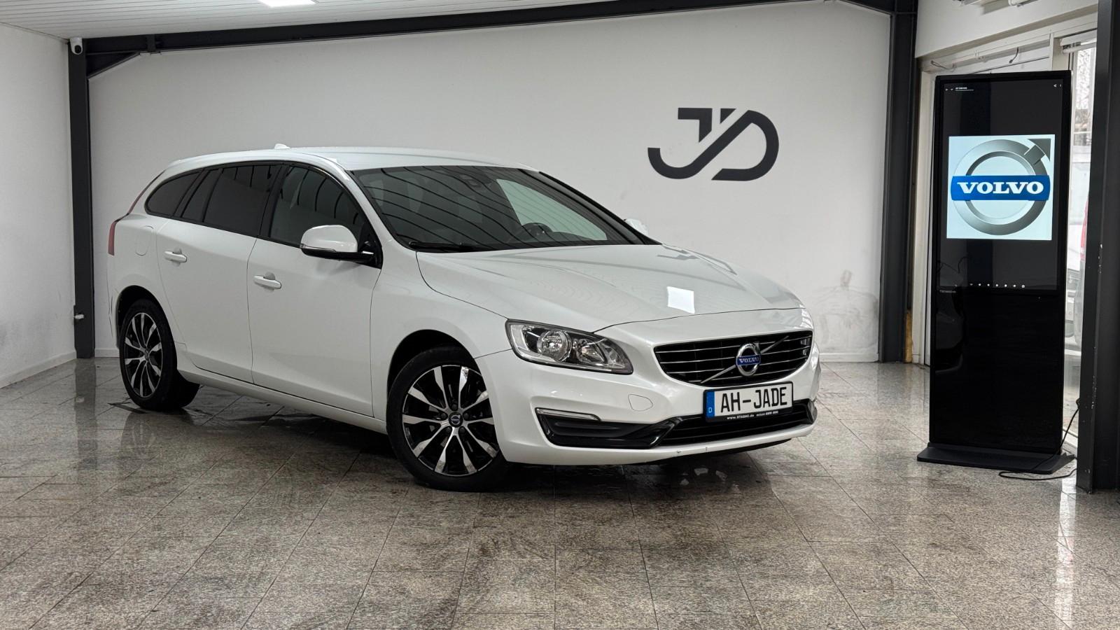 Volvo V60 Kombi *Aut.*Tempomat*Szhzg*Audio-Paket