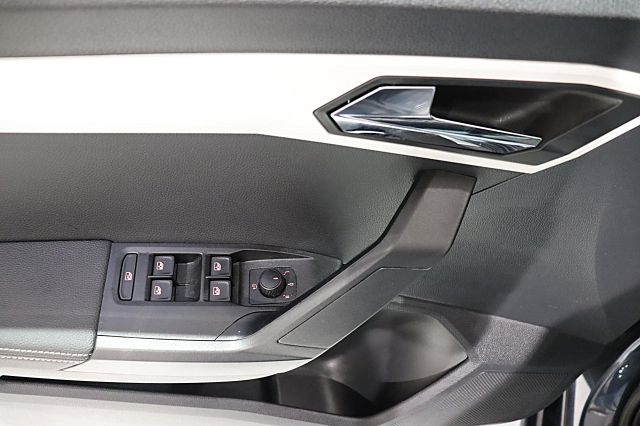 Ibiza 1.0 TSI 110 PS Xcellence ACC NAVI SHZ LED