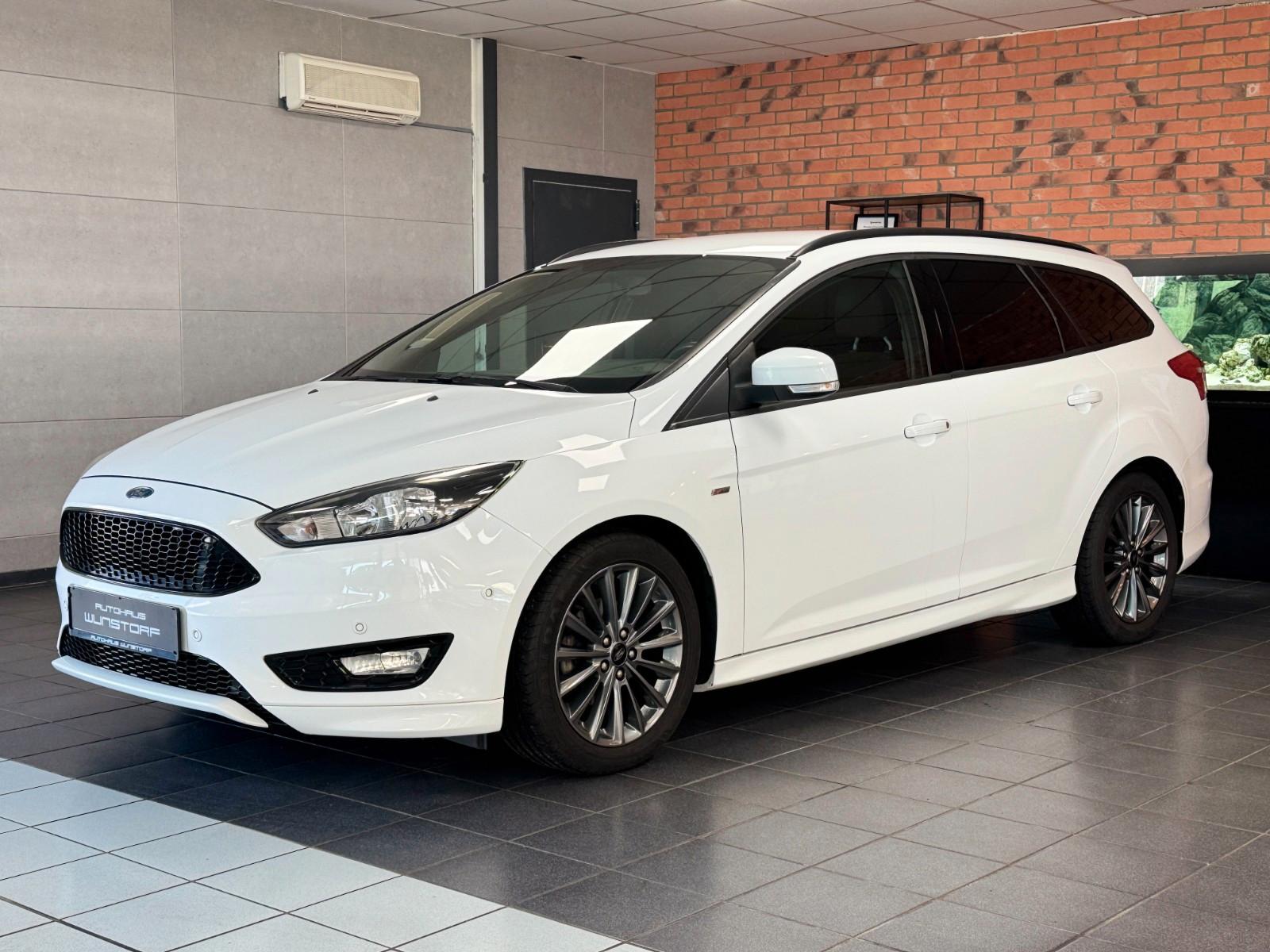 Ford Focus Turnier ST-Line NAVI/SHZ/PDC/BT/LED/ZR NEU