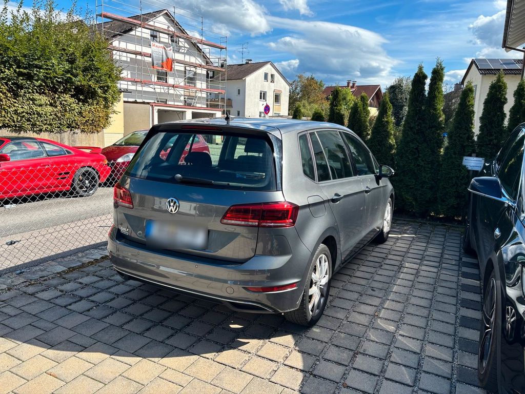 Image of Volkswagen Golf Sportsvan