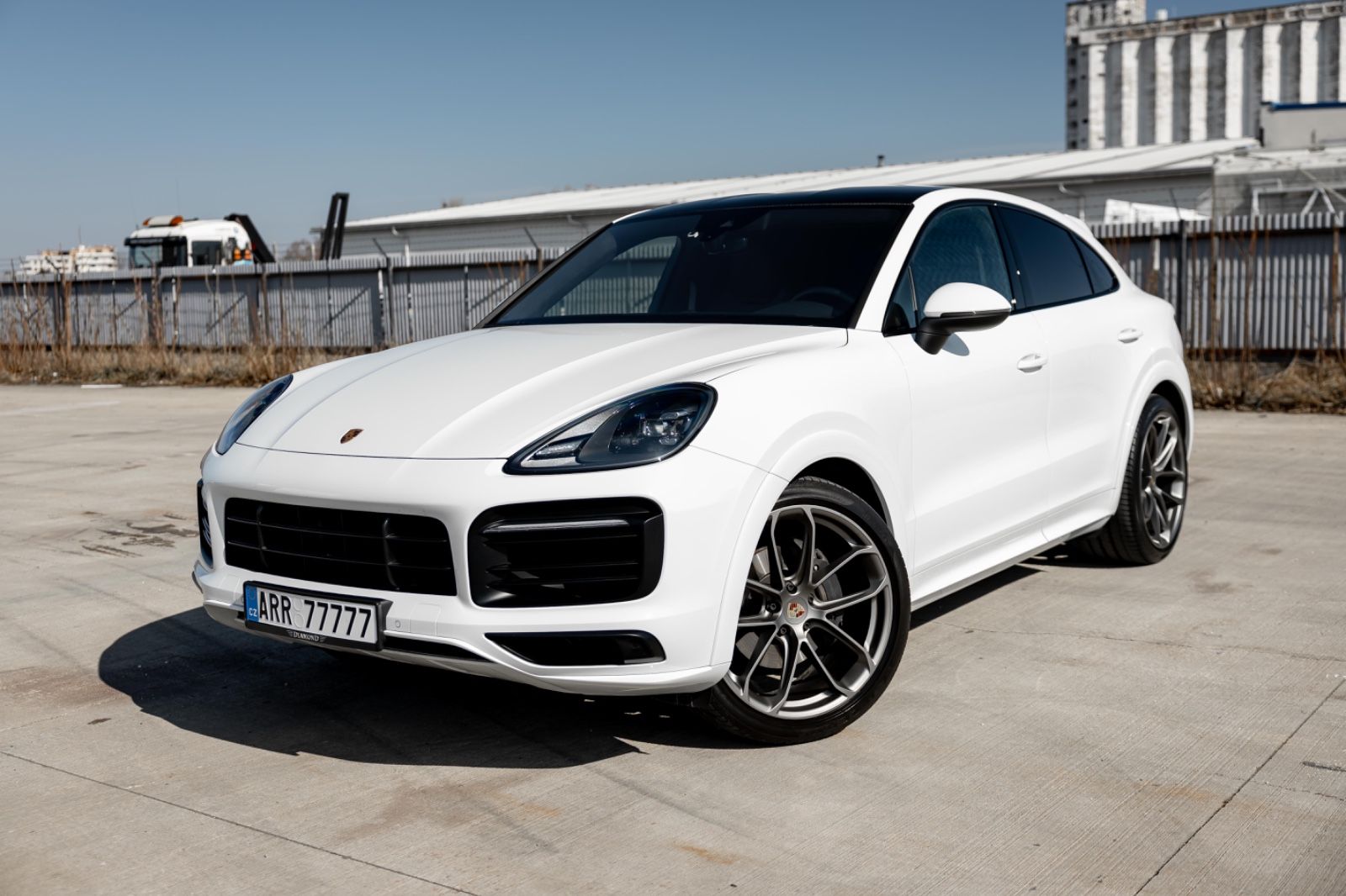 PORSCHE Cayenne Coupe Platinum Edi, Carbon, Pepita, Bose