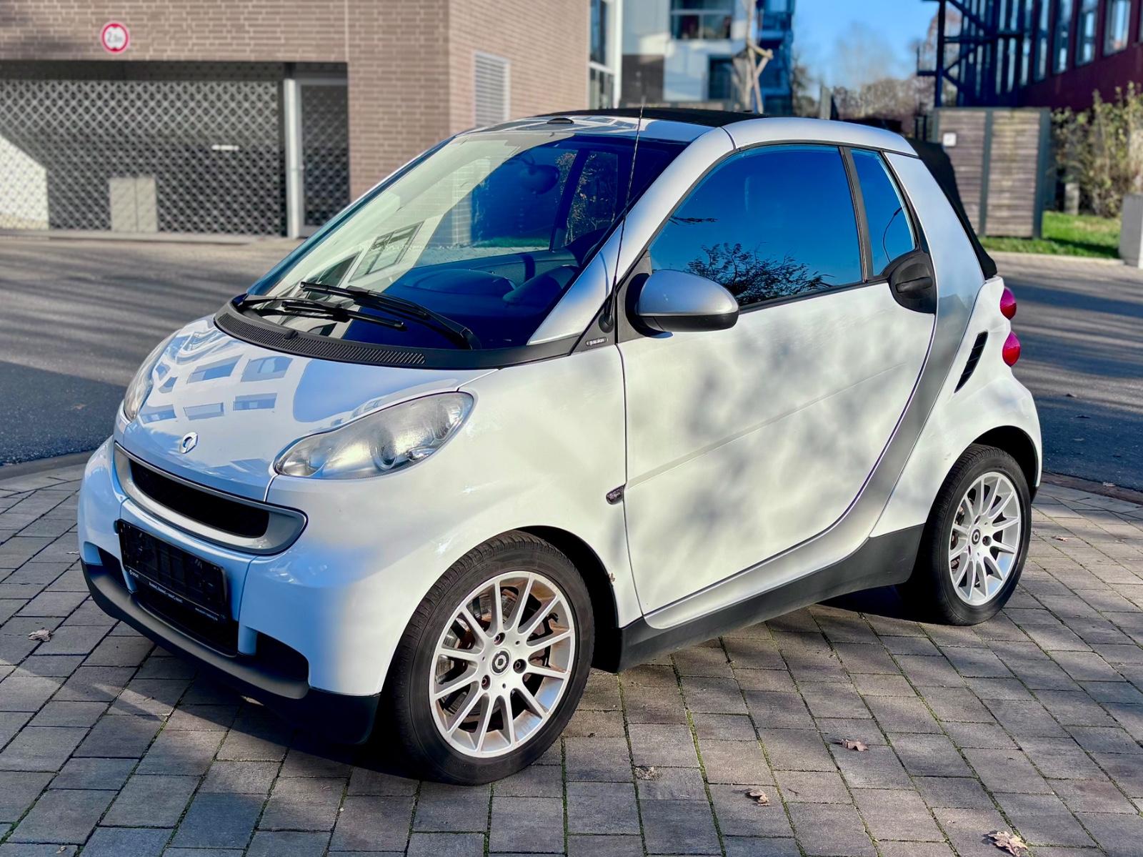Smart ForTwo Cabrio MHD |TÜV Neu|SHZ|Klima|Navi