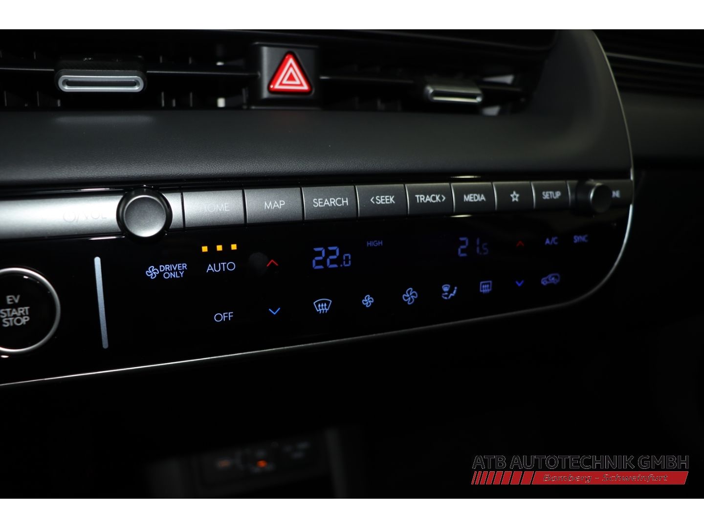 Fahrzeugabbildung Hyundai IONIQ 5 MY26 84 kWh 229 PS UNIQ Pano.-Glasdach,