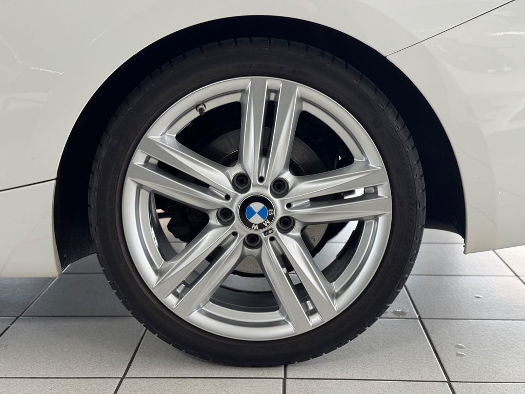 BMW 228 i M Sport Cabrio /DAB/Tempomat/SHZ/Leder BMW 228 i M Sport Cabrio /DAB/Tempomat/SHZ/Leder