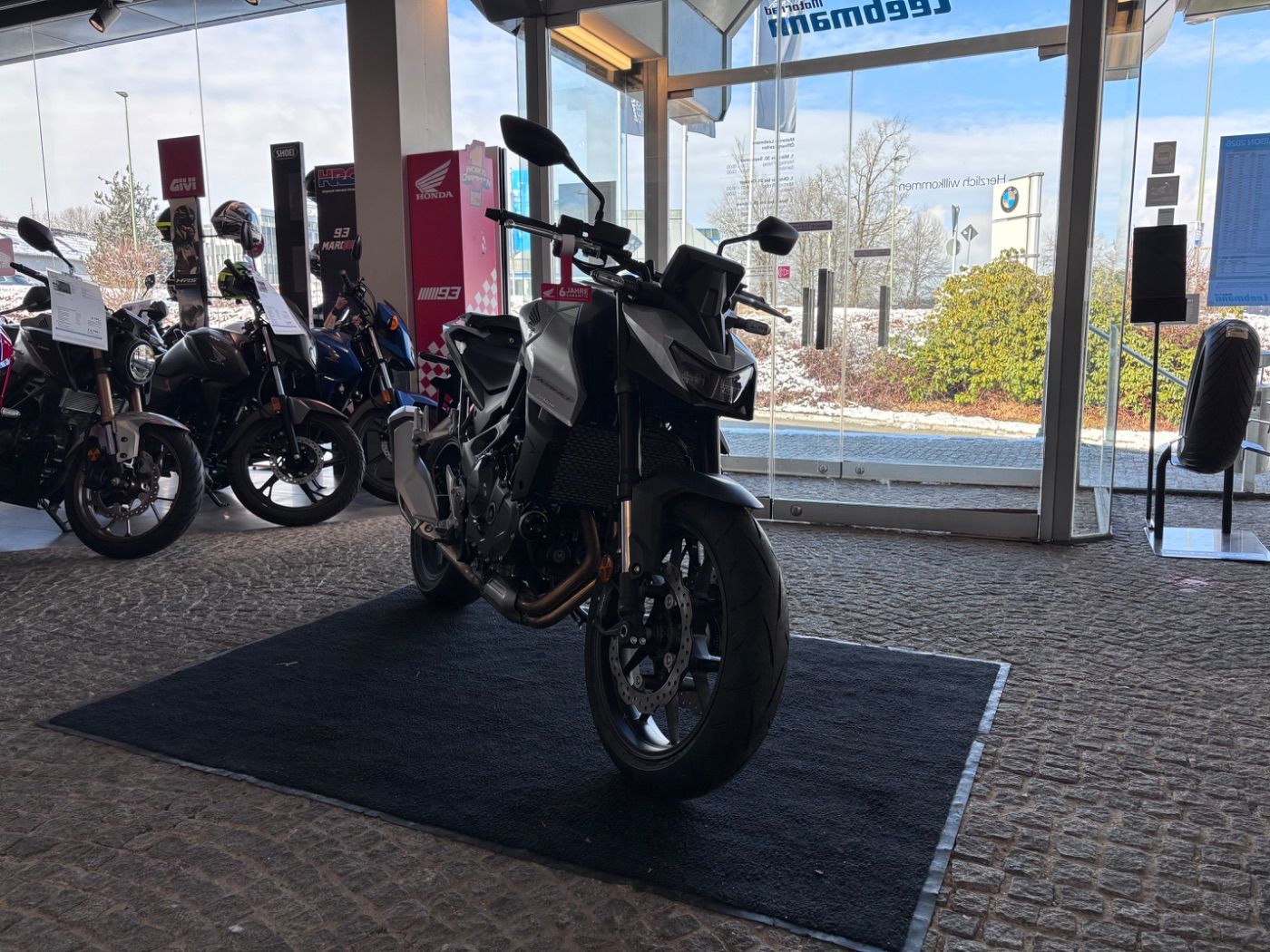 Fahrzeugabbildung Honda CB 750 Hornet 2025