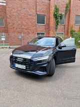 Audi SQ8, EZ 2019 - Audi SQ8 aus 2019