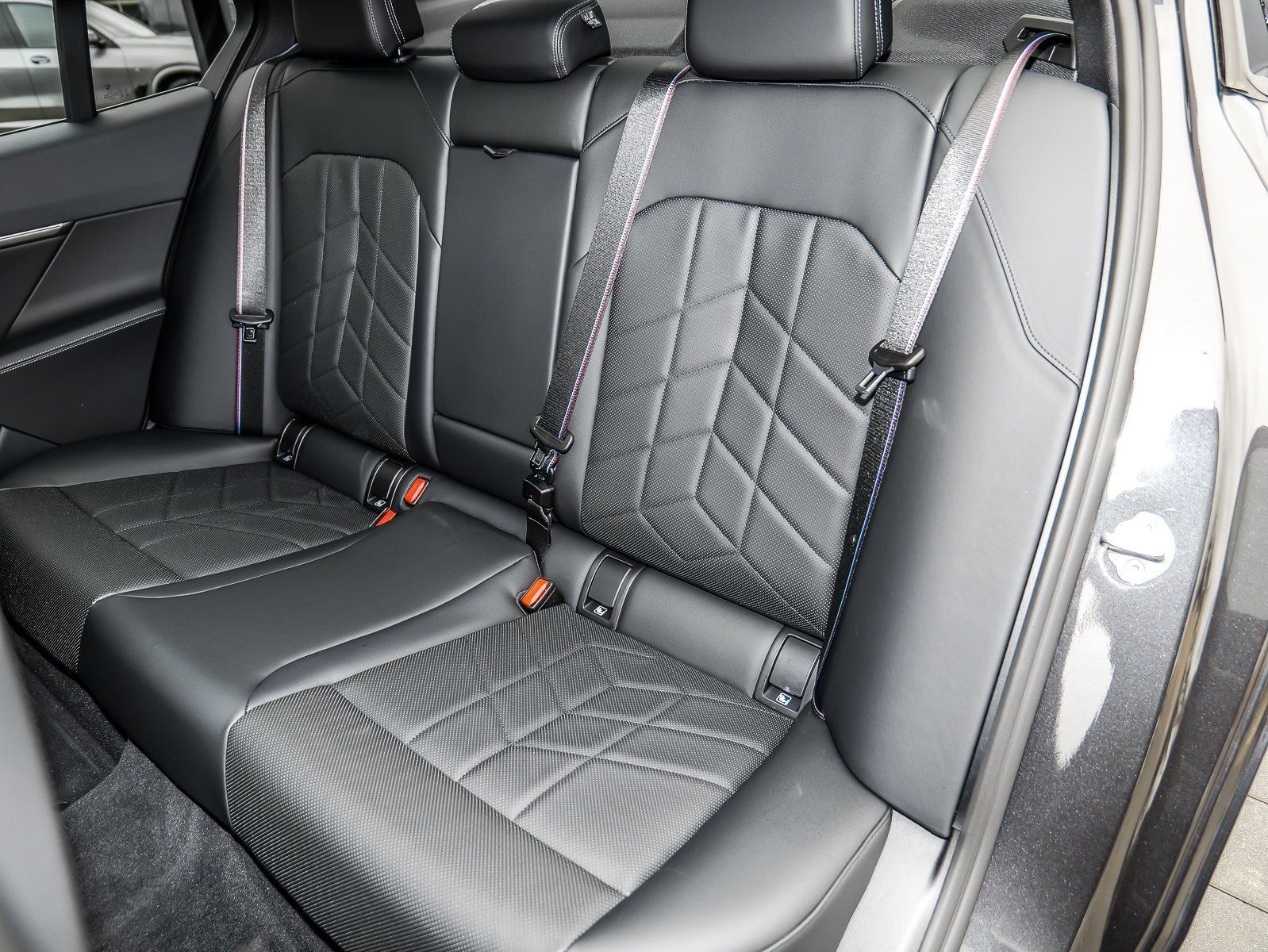 BMW i5 - Bild 19