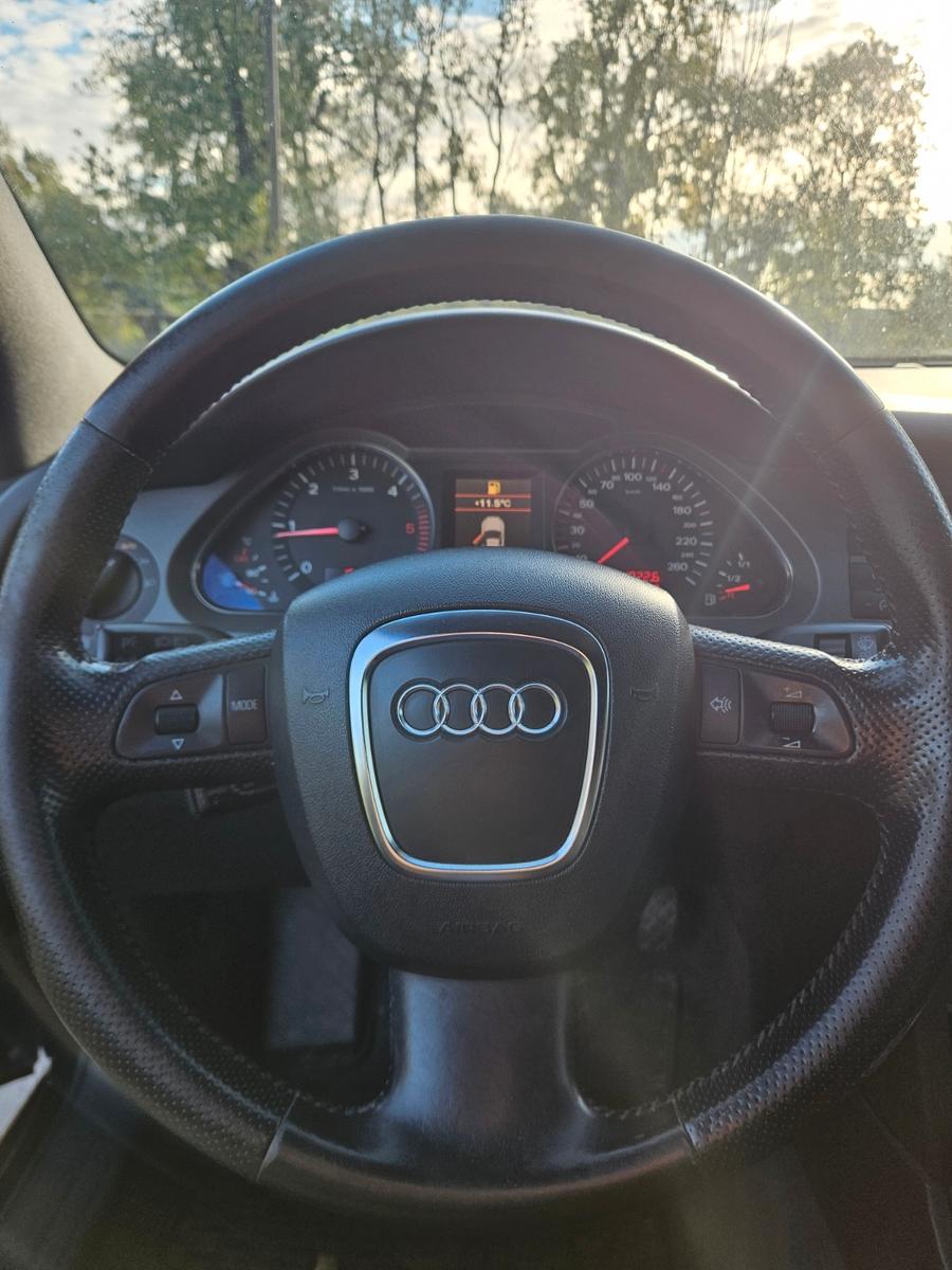 Audi Quattro 2006 — photo 7