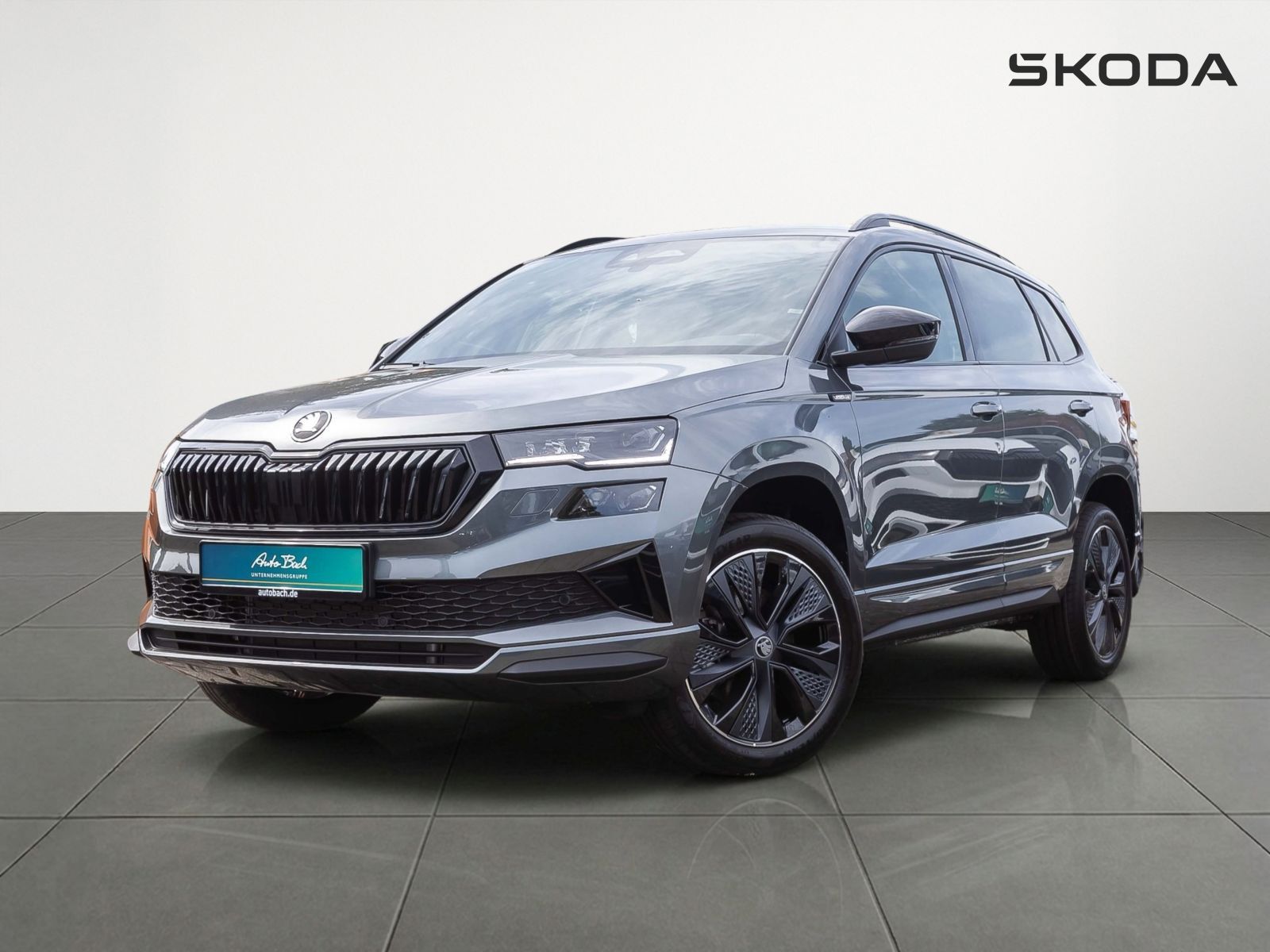 Skoda Karoq Sportline 1.5 TSI ACC Navi LED AHK Panoram