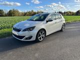 Peugeot 308 ALLURE / THP 1,6 -4 ZYL. / LED / UNFALLFREI