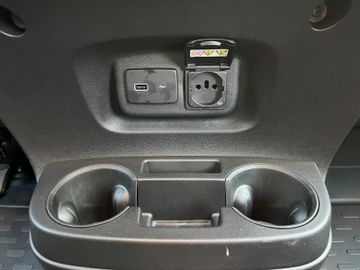 Westfalia Columbus 600 E 180 PS Aufstelldach SOLAR SKYVIEW