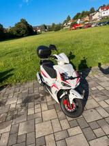 Luxxon F18, 50 ccm, 45 km/h, Euro 5 2300 km Bj 2022 - LUXXON MOTORRAD