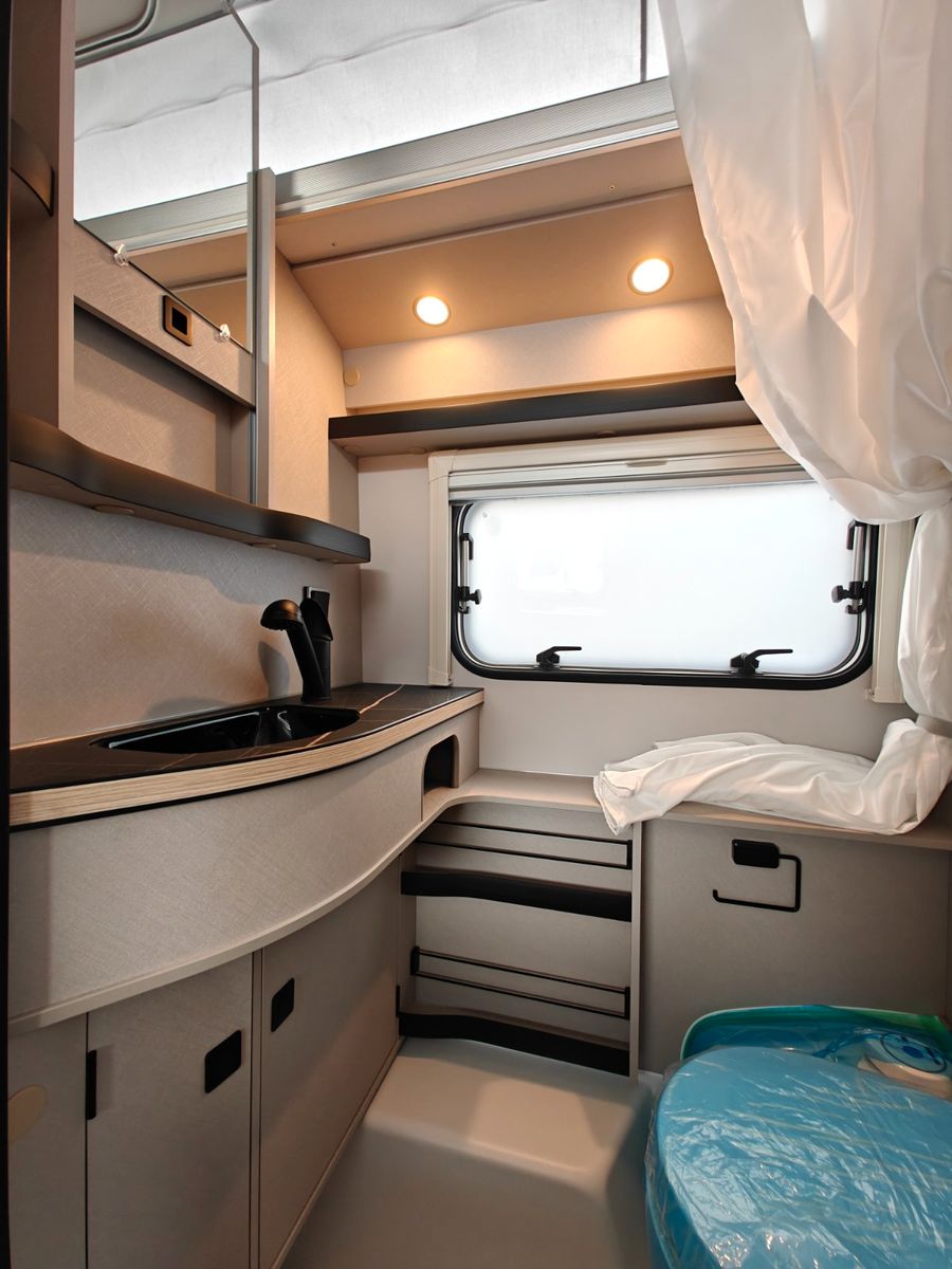 Fahrzeugabbildung HYMER / ERIBA / HYMERCAR Touring 642 Urban - JETZT 5.012€ SPAREN !