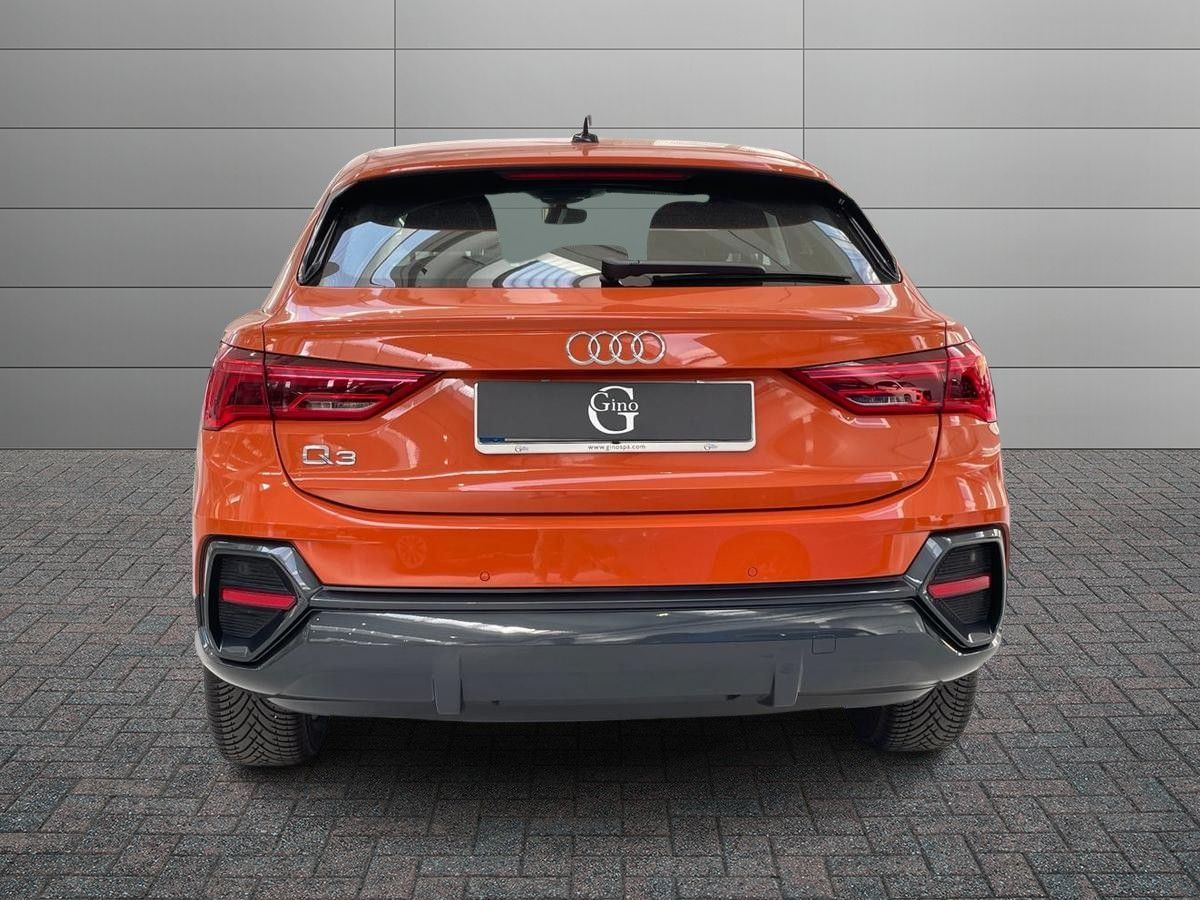 Audi AUDI Q3 Sportback 35 2.0 tdi Business Plus s-tro foto 4