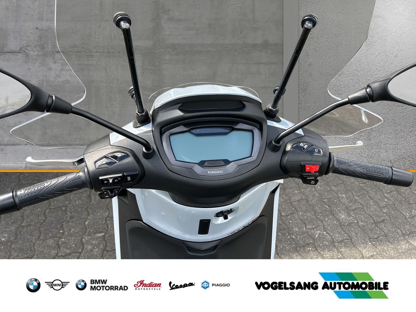Fahrzeugabbildung Piaggio Beverly 400 HPE Sport, LCD-Display, Keyless Ride