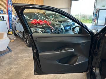 Volkswagen T-Roc *KEYLESS*MASSAGE*LENKRADHZ*ACC*CARPLAY*