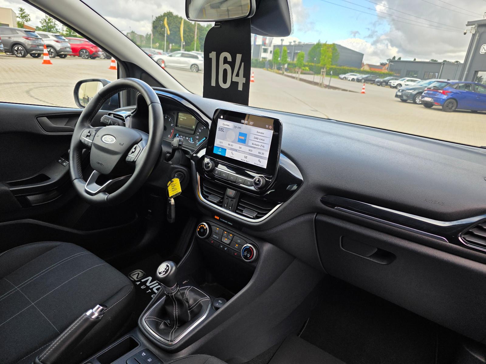 Ford Fiesta Cool & Connect*Winterpaket*Led*Navi*