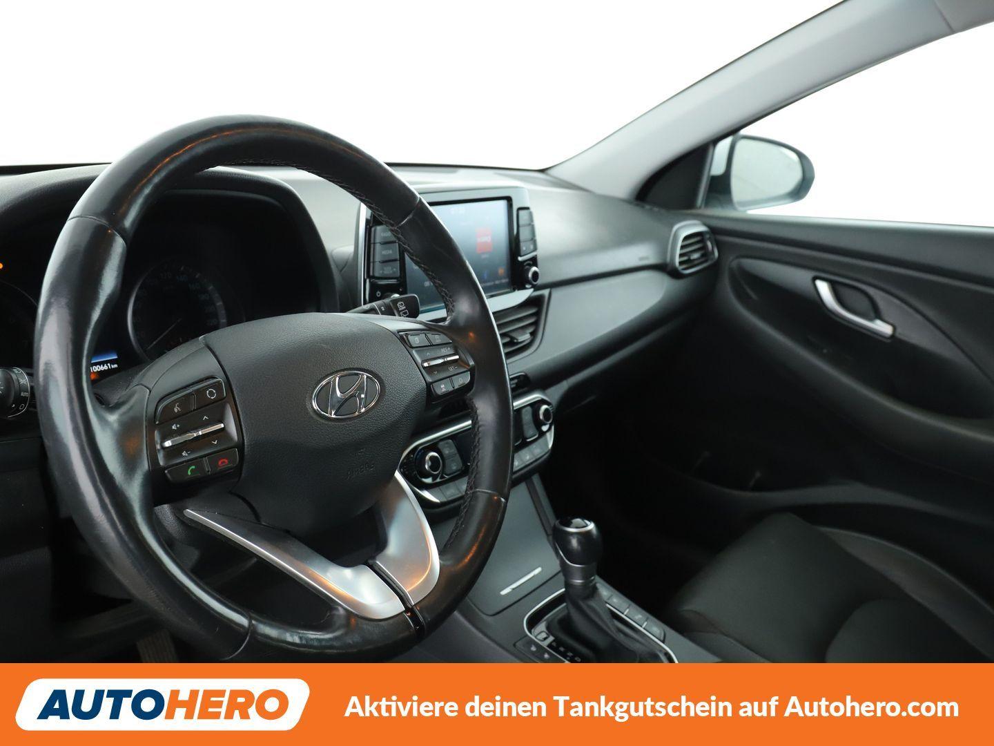 Hyundai i30 1.4 TGDI Premium Aut.*NAVI*LED*ACC*SPUR*