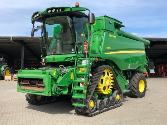 John Deere T660