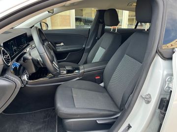 Mercedes CLA 180 Shooting Brake - 7