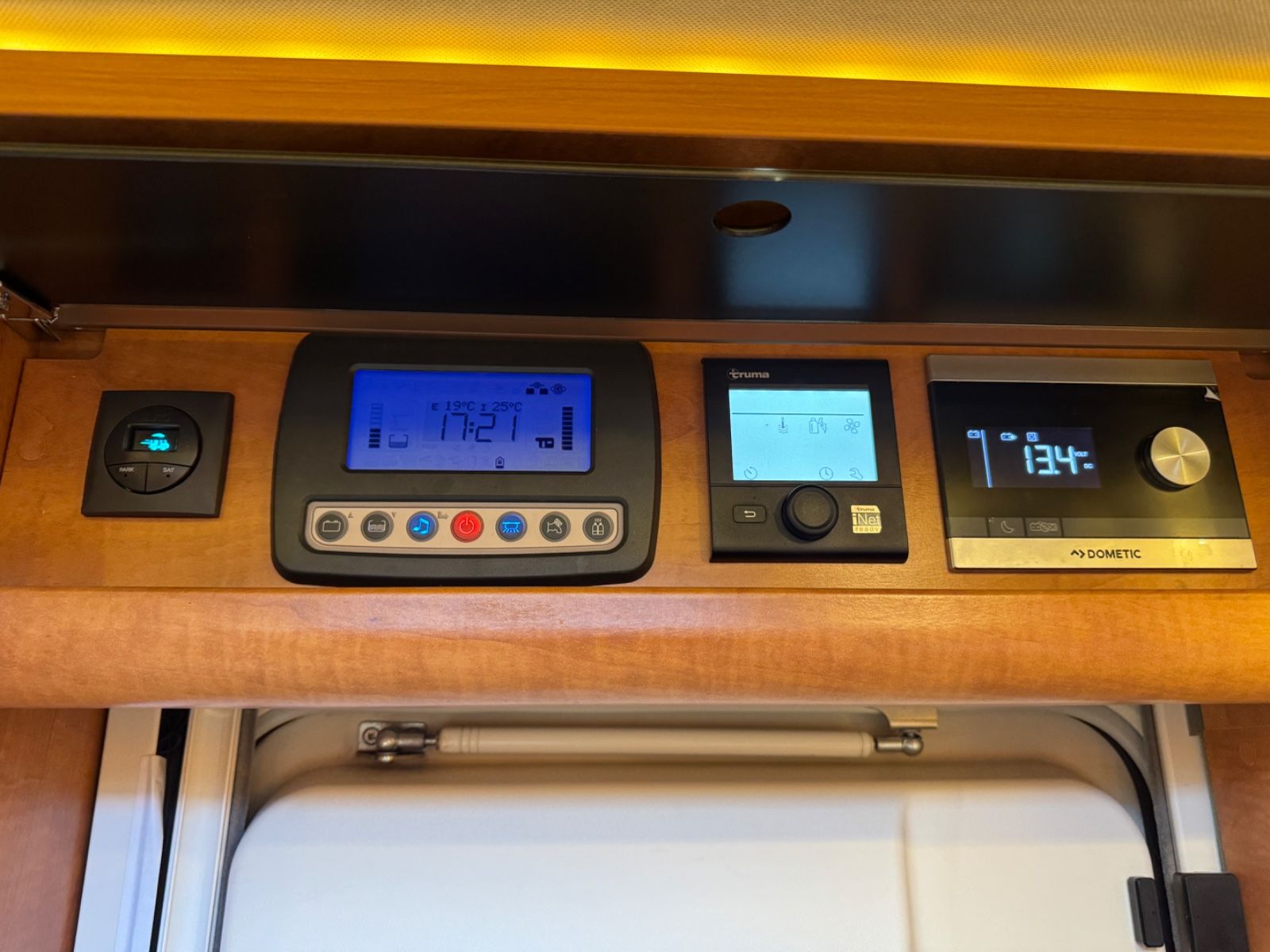 Fahrzeugabbildung Carthago CHIC C-LINE T 4.9 LE 9GT AUTOMATIK DUCATO MAXI