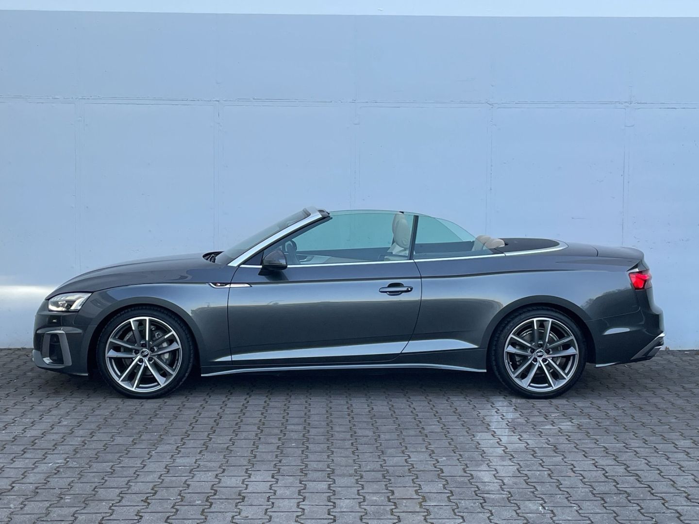 A5 40 Cabrio 2.0TDI quattro S line Kamera/Matrix