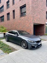 BMW M4 Competition - BMW M4: Coupé, Competition