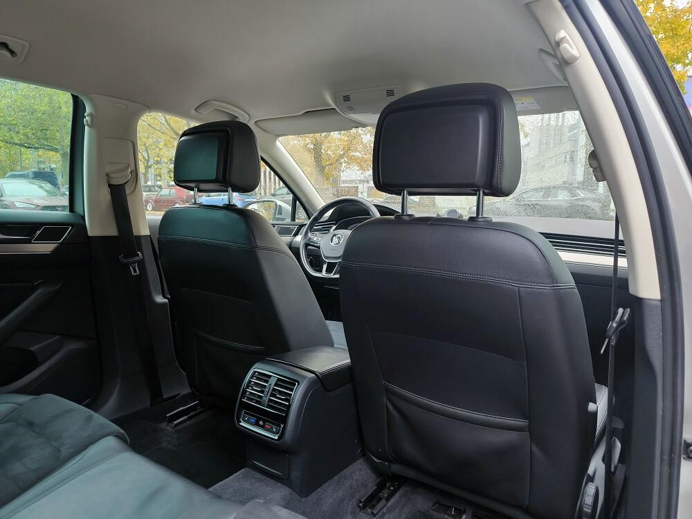 Volkswagen Passat 2015 — photo 15