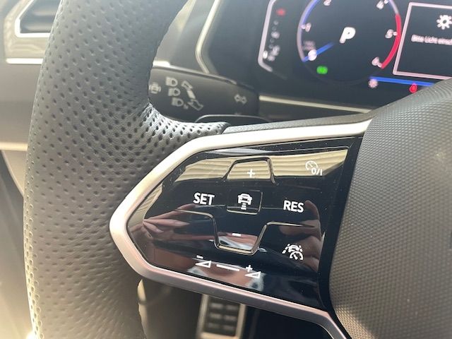 Tiguan Allspace 2.0 TDI DSG R-Line 4Motion NAVI 