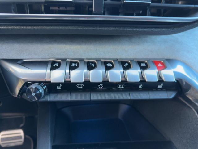 Foto Nummer 17: PEUGEOT 5008