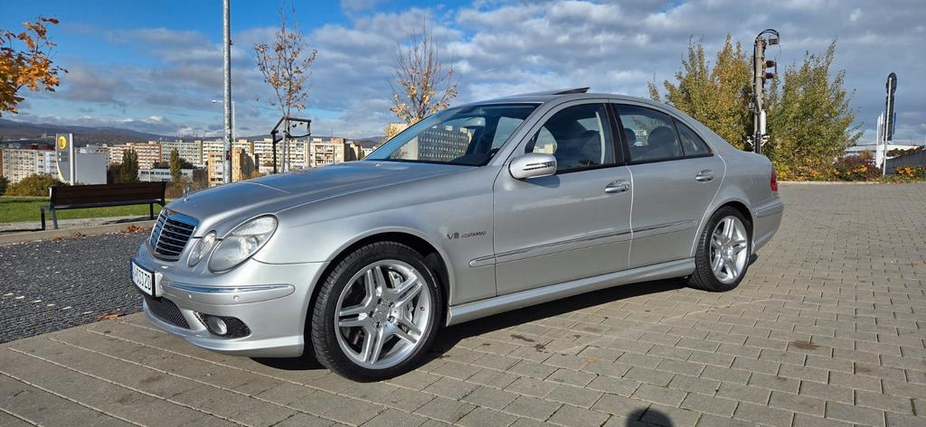 Mercedes-Benz E 55 AMG