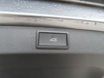 Fotografie 13 des Skoda Karoq Sportline 1.5 DSG Navi AHK 5-J.Garantie