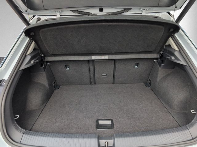 T-Roc R-LINE 1.5 TSI DSG AHK+LED+NAVI+KAMERA+ACC