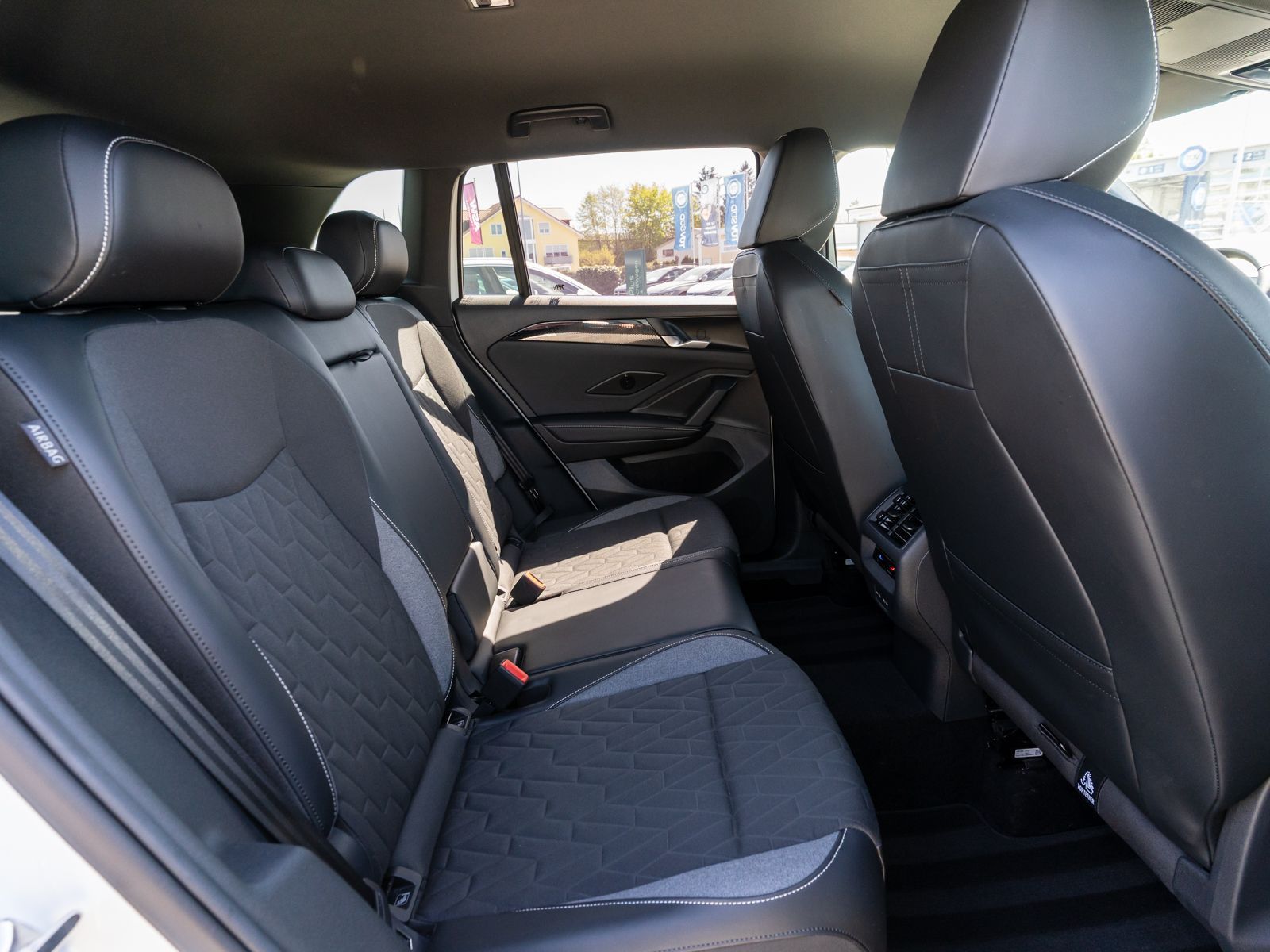 Volkswagen Tiguan - Bild 8