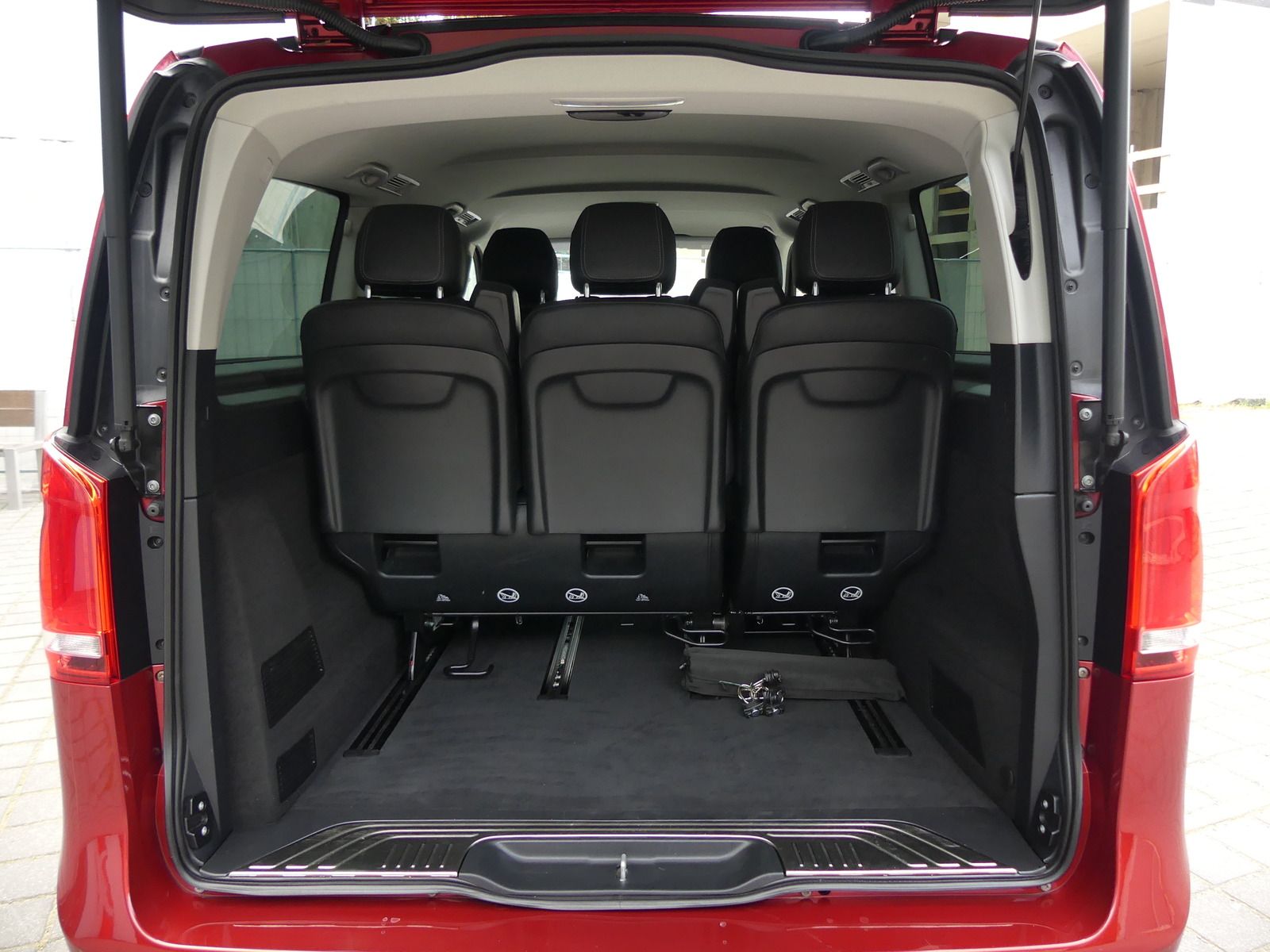 Mercedes-Benz V 220 d AVANTGARDE Lang E-TÜREN 7SITZ STHZ AHK L foto 22