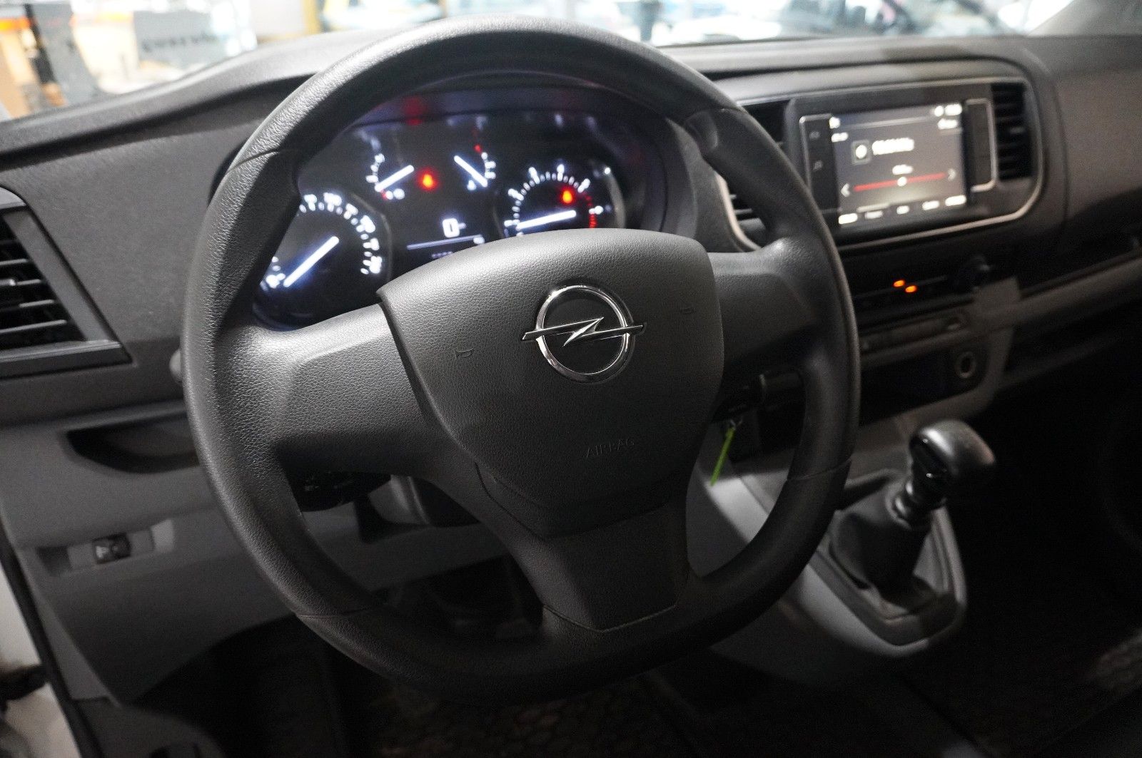 Fahrzeugabbildung Opel Vivaro Cargo 1.5D M EDITION KLIMA/DAB+/PDC/TEMP.
