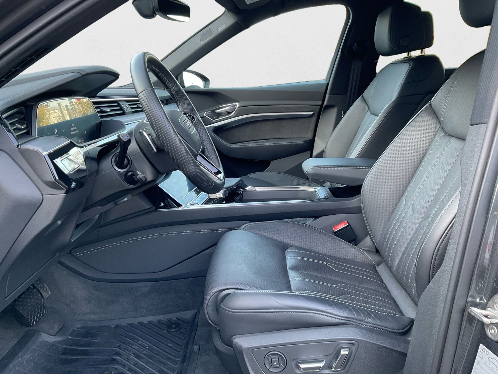 Audi e-tron - Bild 10