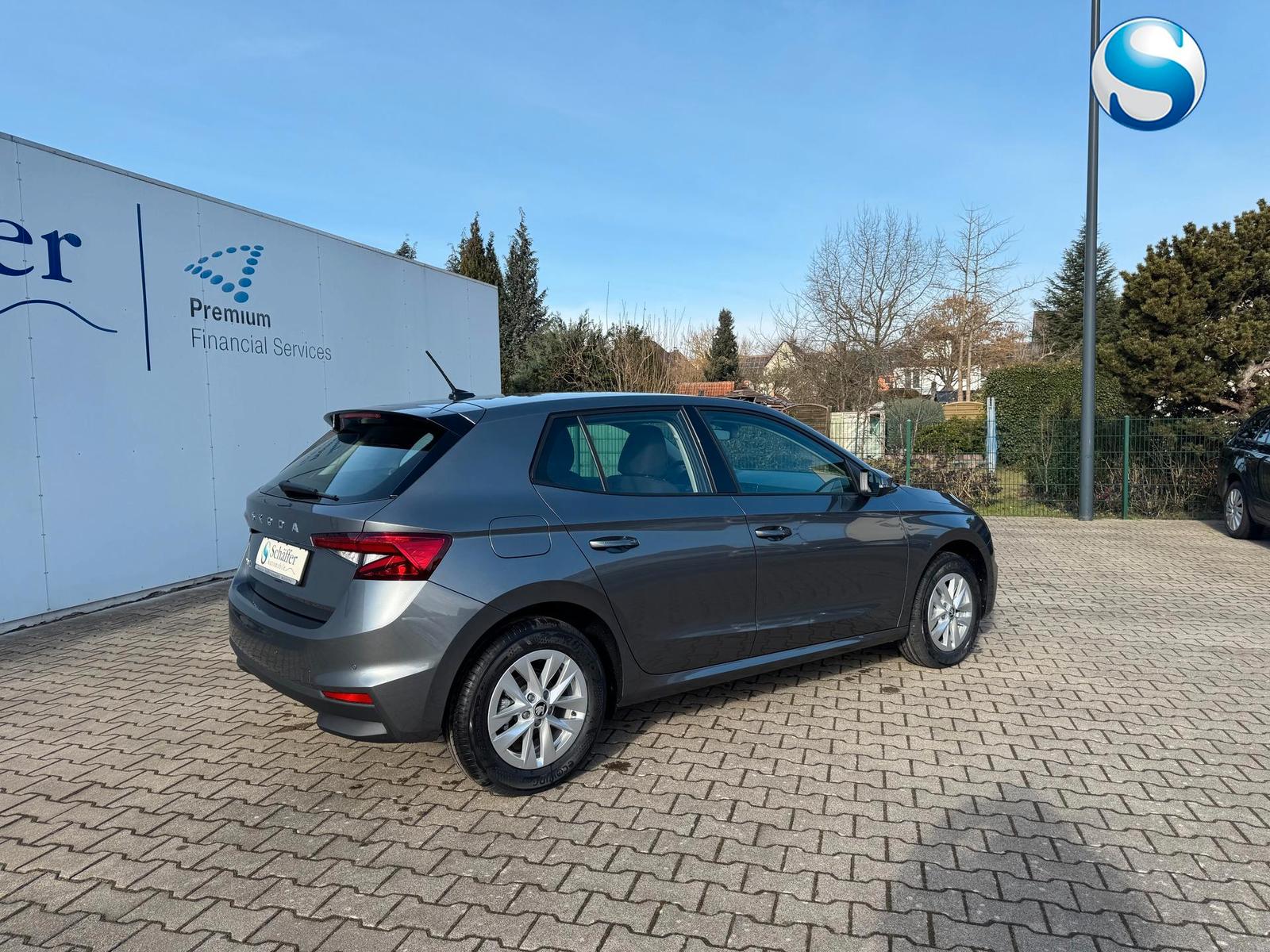 Skoda Fabia 1.0 130-JAHRE 5J-GARA RFK CRPLY LED PDC...