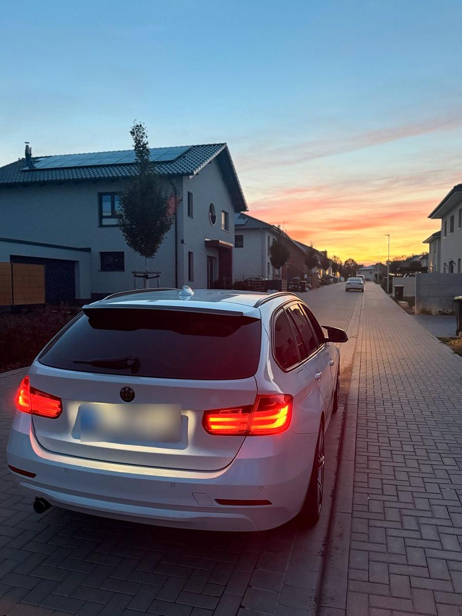 BMW 318 2014 — photo 5