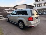 Mercedes-Benz GL 350 GL GL 350 CDI BlueEfficiency 4Matic - silberne Mercedes-Benz GL 350