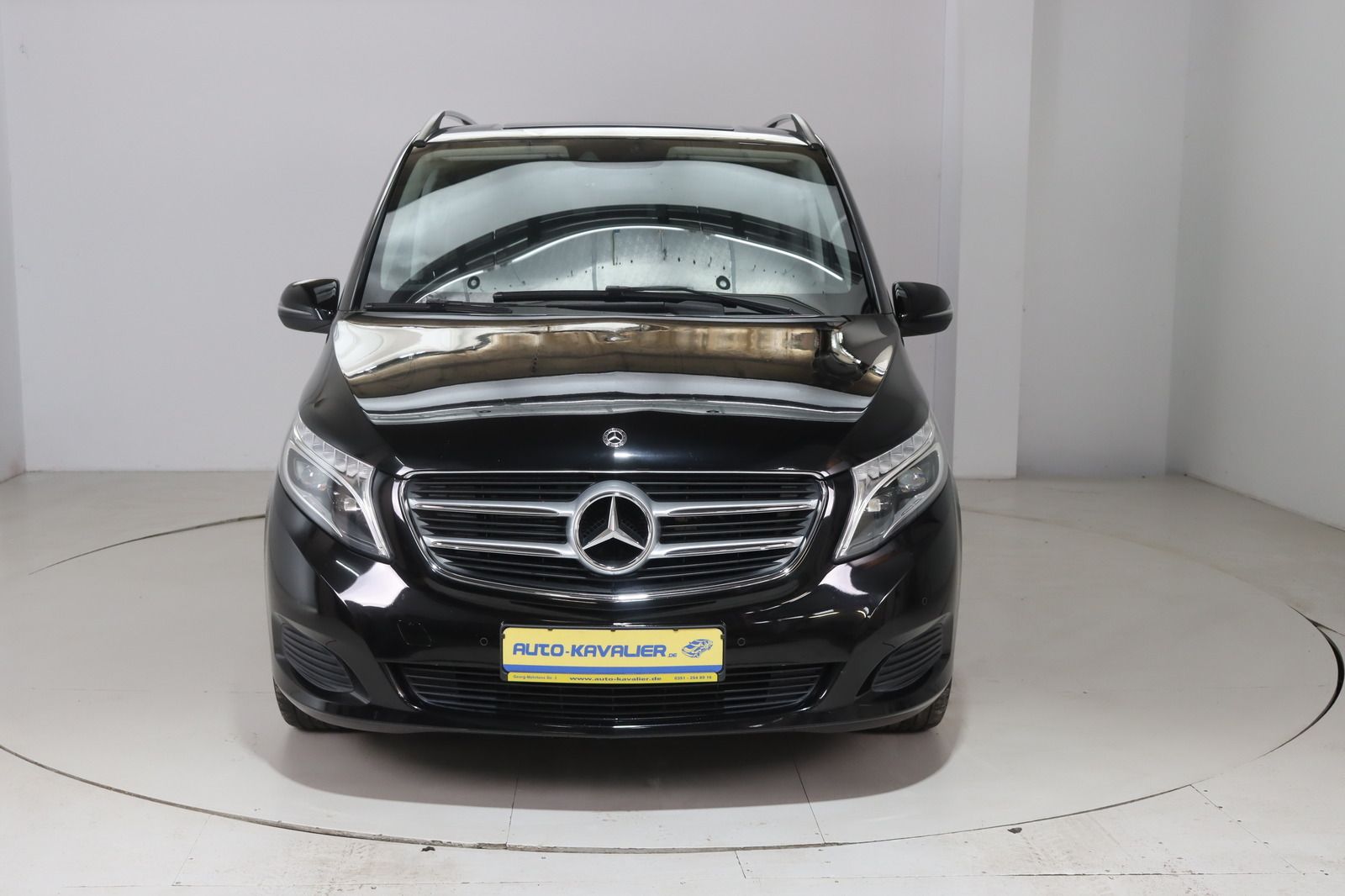 Fahrzeugabbildung Mercedes-Benz V 220 CDI/d EDITION lang * 7-Sitze * LED * ILS