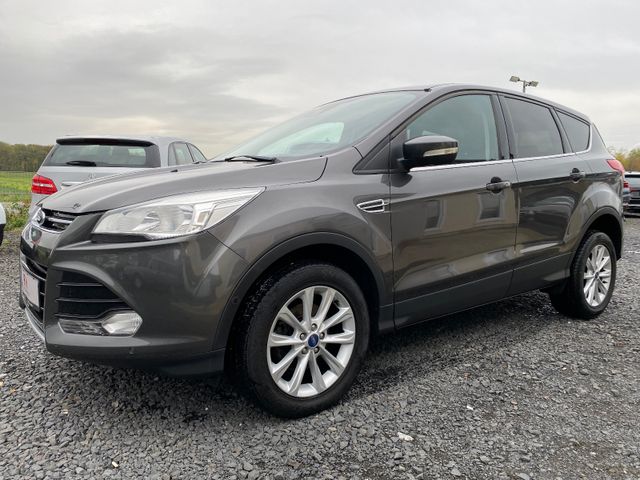 Ford Kuga Titanium*TEILLEDER*MFL*KLIMAAUTO.*PDC*ALU*