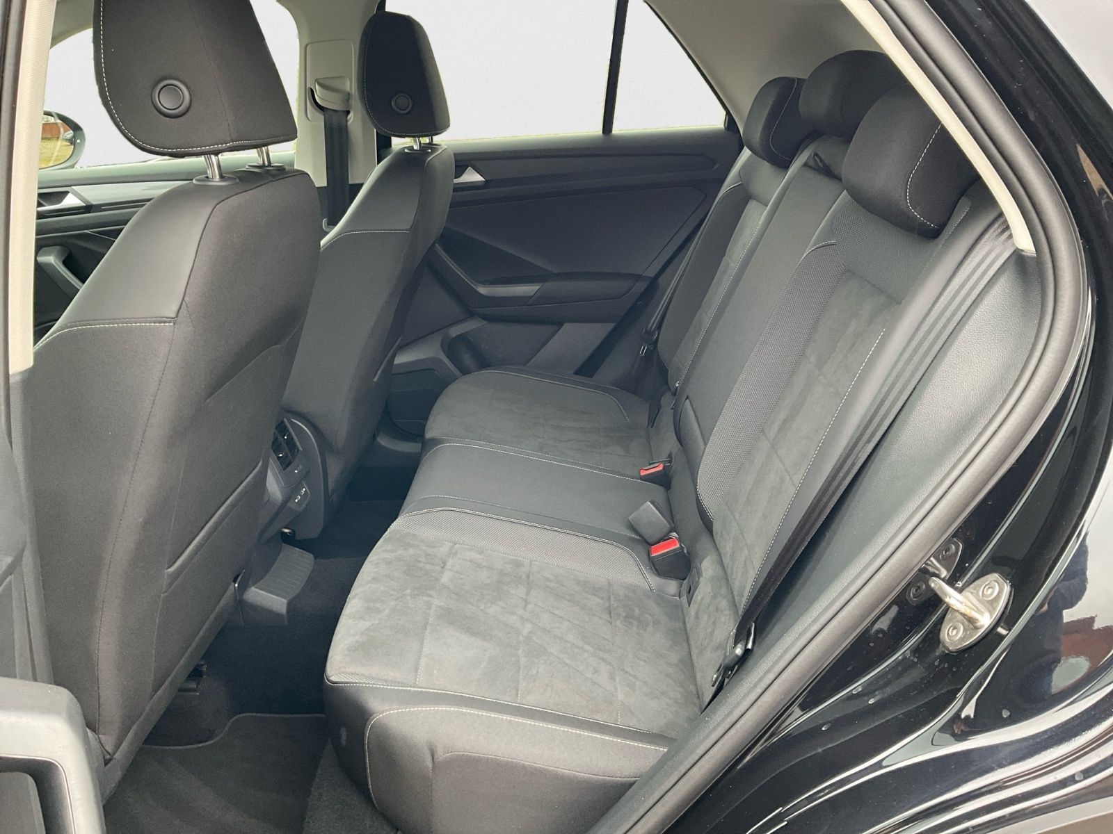 Volkswagen T-Roc - Bild 14