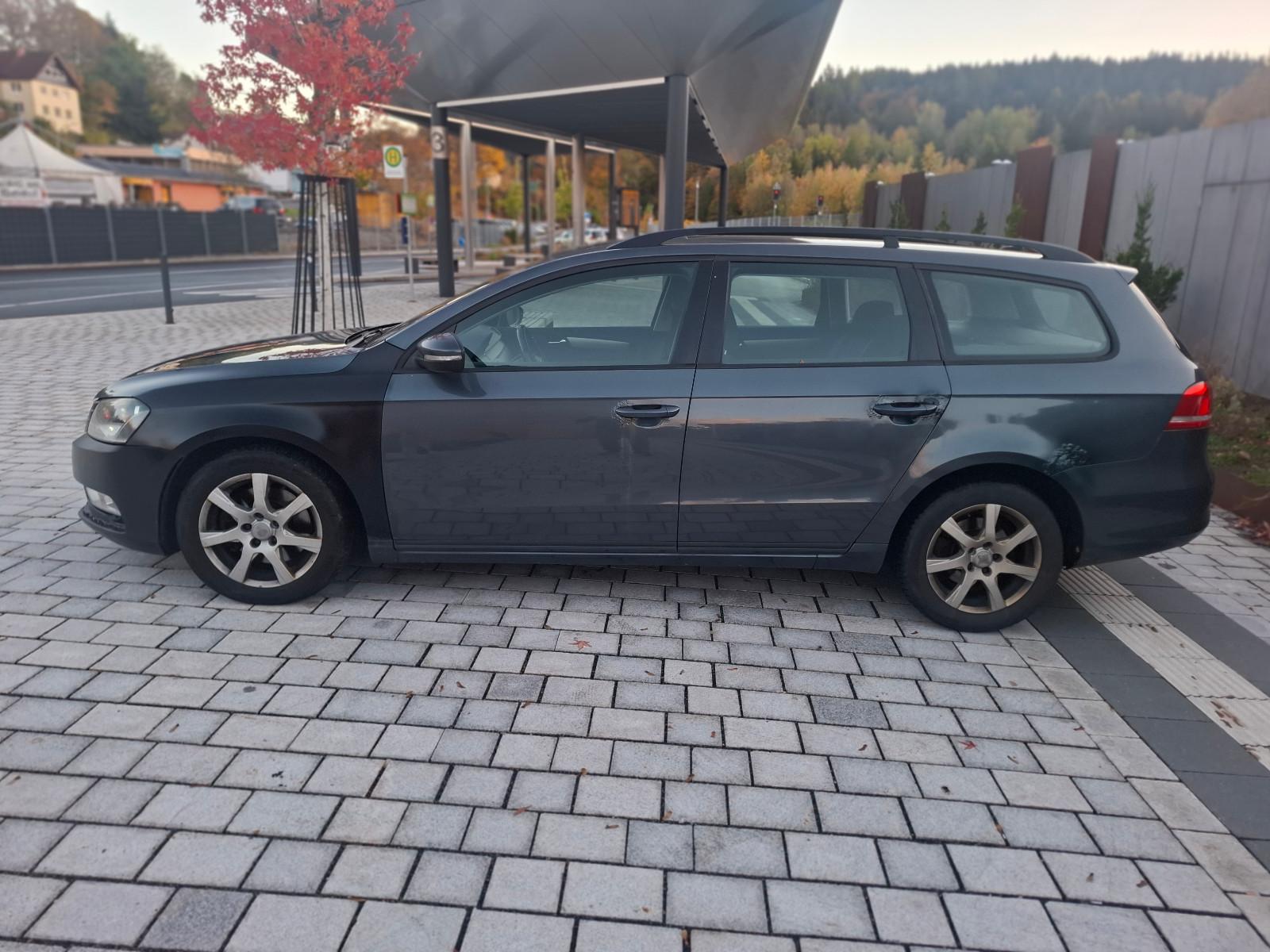 Volkswagen Passat 2011 — photo 7