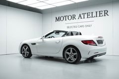 MERCEDES-BENZ SLC 180 Roadster*AMG-Line*Panorama*Airscarf*18"