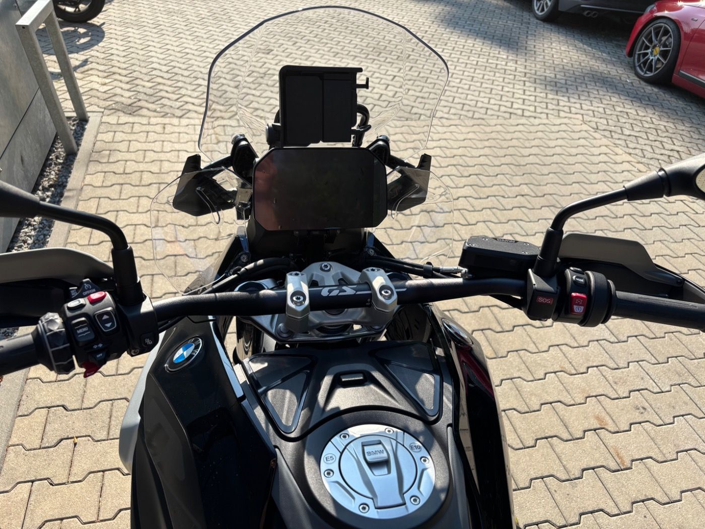 Fahrzeugabbildung BMW R 1300 GS Triple Black ASA inkl. Zubehörgutschei