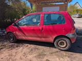 Renault Twingo mit Faltdach - : Kleinwagen, mit Faltdach
